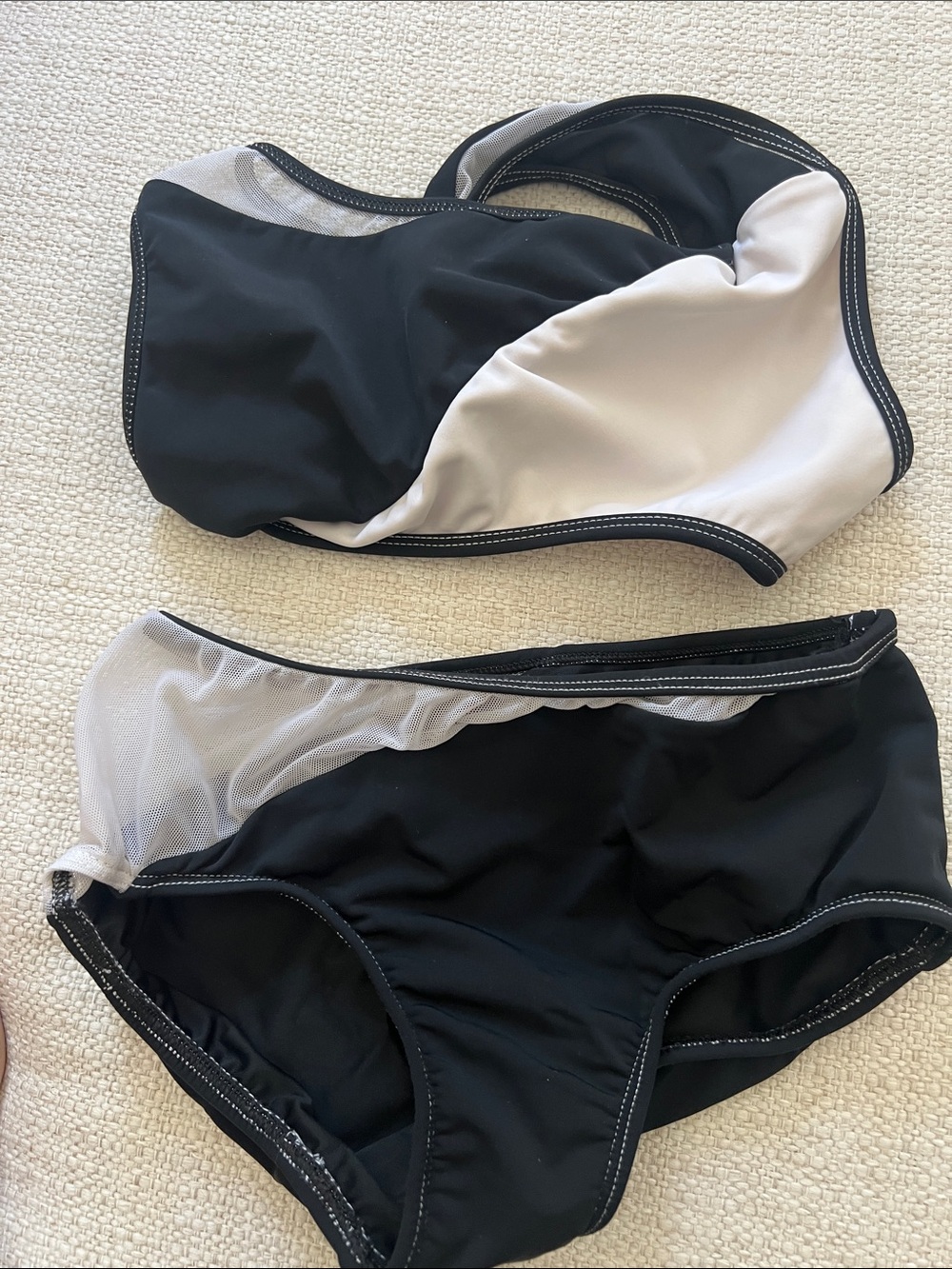 Kids Black & White Two-Piece Bikini Set - Classic Contrast Swimwear